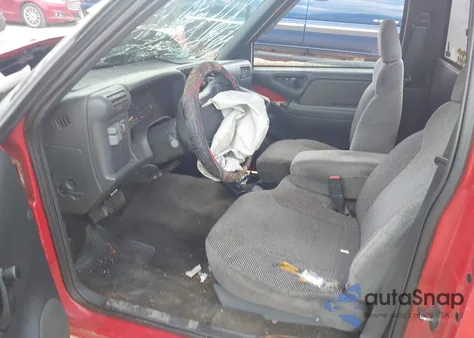 1997 Chevrolet S-10 Ls Sportside from USA, damaged, VIN 1GCCS14X5V8121295